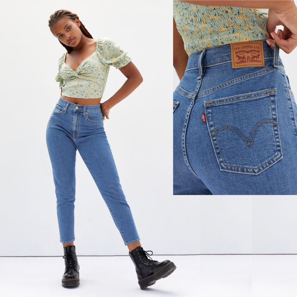 Levi's High Waisted Taper Straight Leg Mom Jean 29
